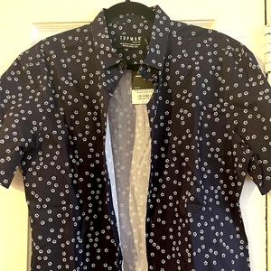 Top man navy floral shirt. Size M. New.